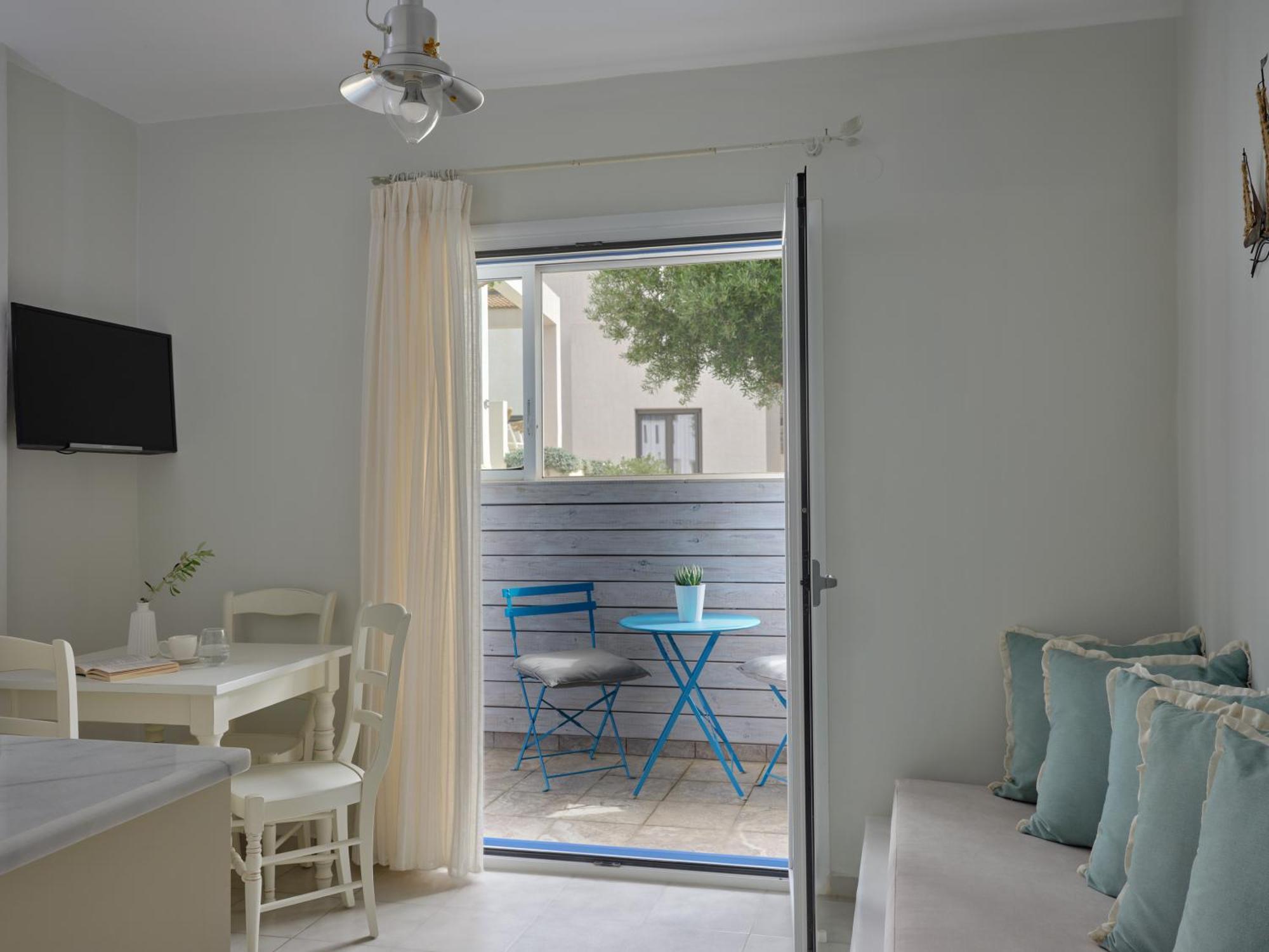 Aelia Apartment เอโยสเพโตรส ห้อง รูปภาพ