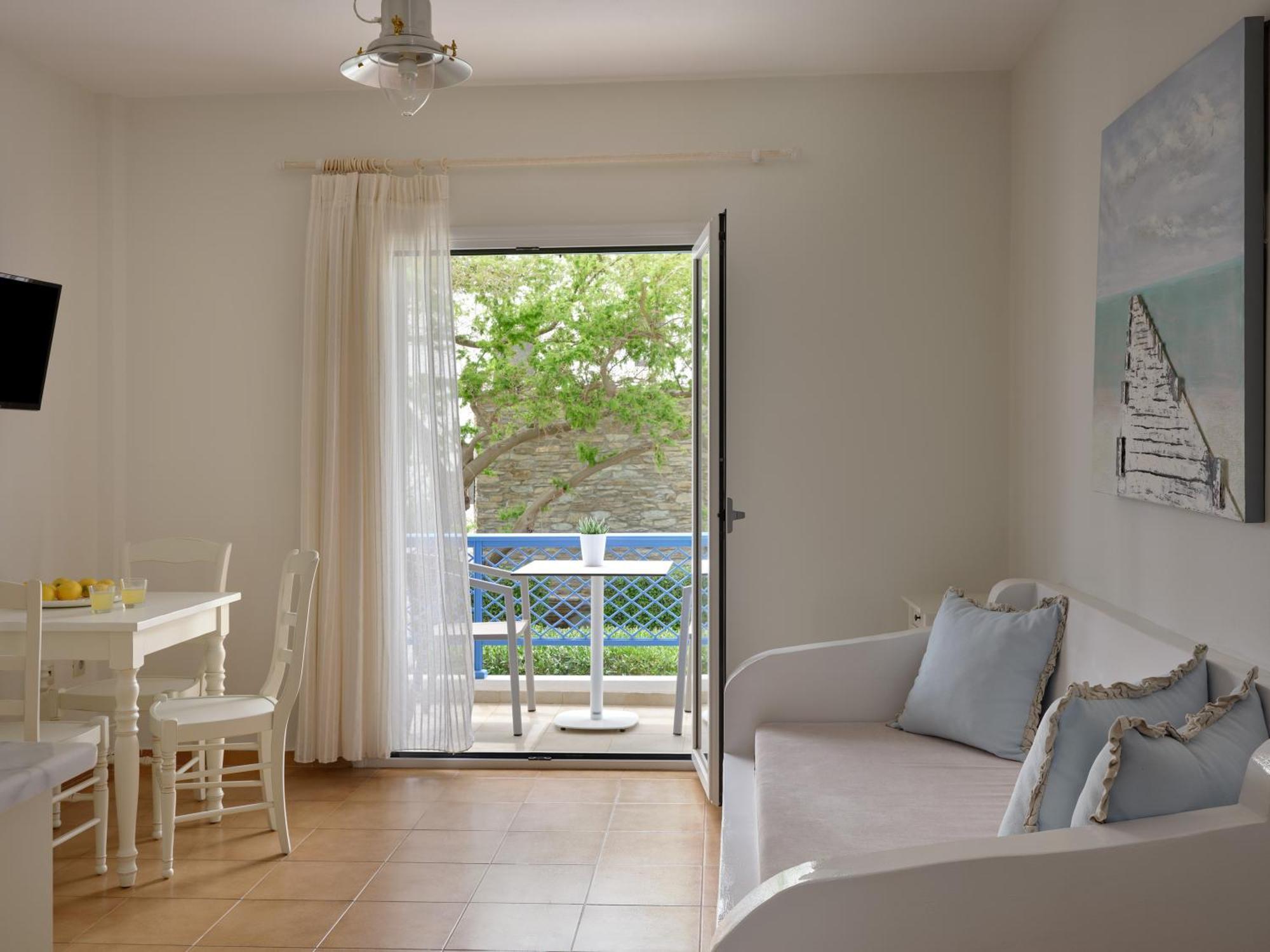 Aelia Apartment เอโยสเพโตรส ภายนอก รูปภาพ