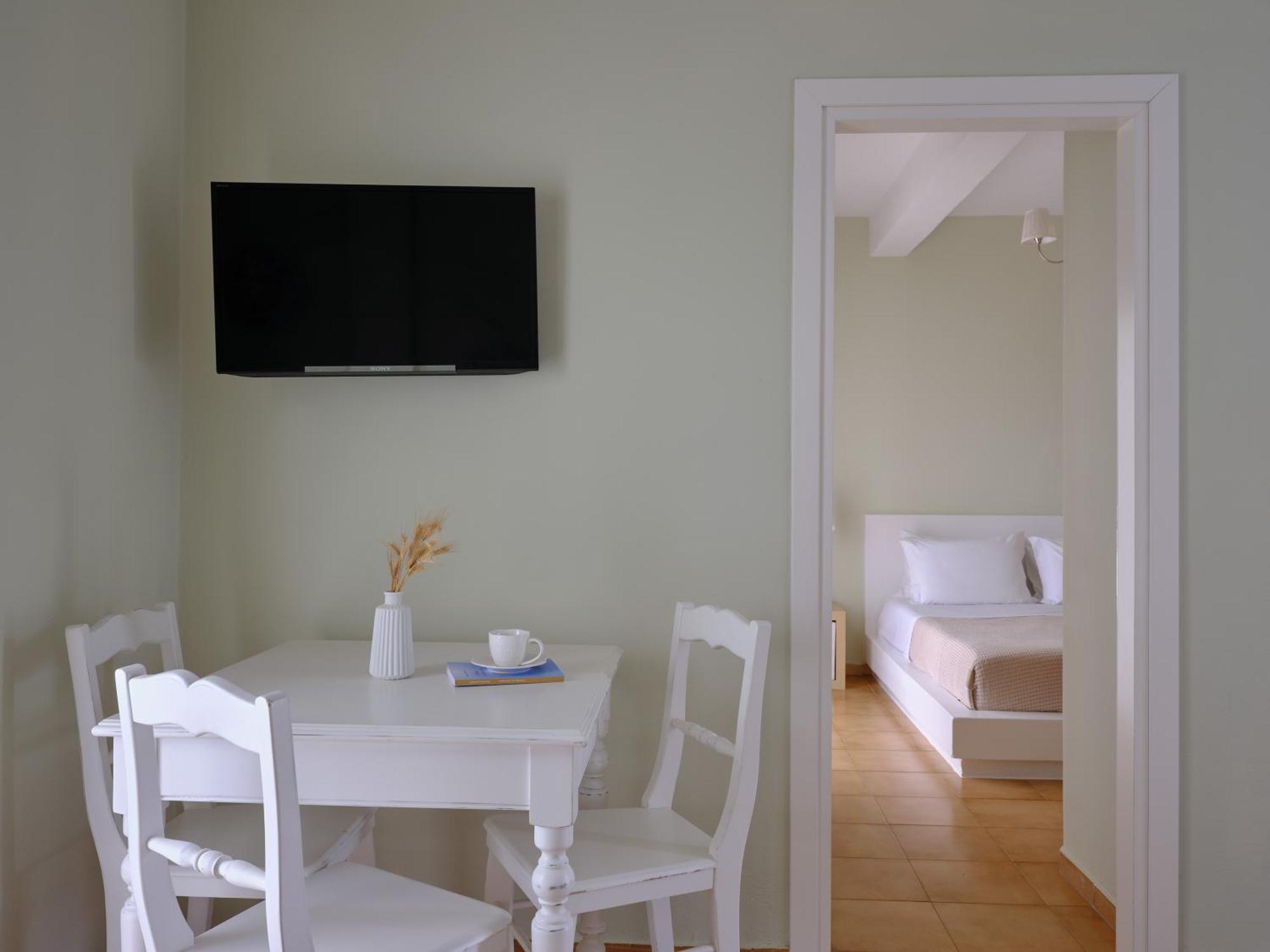 Aelia Apartment เอโยสเพโตรส ภายนอก รูปภาพ